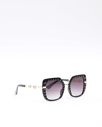 Black textured oversized sunglasses
