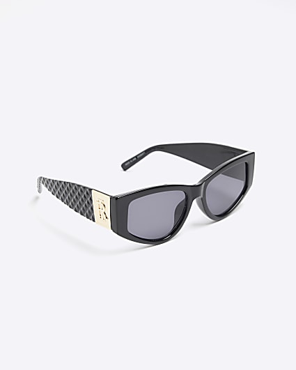 Black cat eye sunglasses