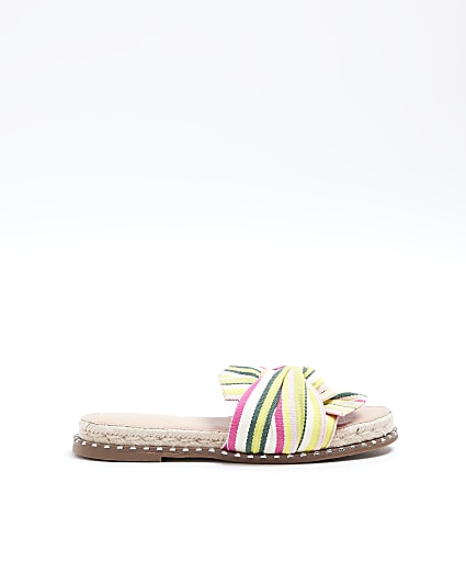 Pink twisted flat sandals