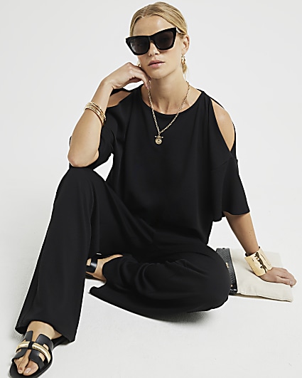 Black cold shoulder boxy t-shirt