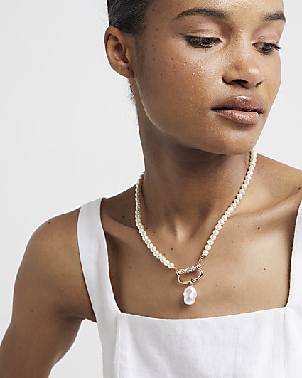 Gold Pearl Carabiner Choker Necklace