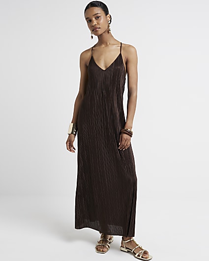 Brown plisse shift maxi dress