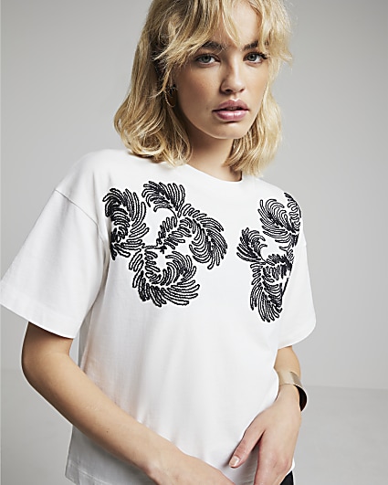 Cream embroidery detail boxy t-shirt