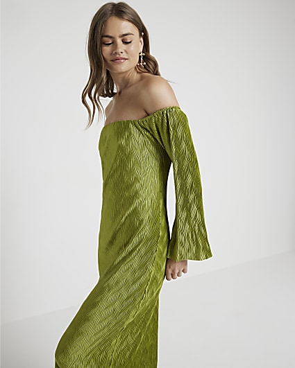 Green plisse wave bardot bodycon maxi dress