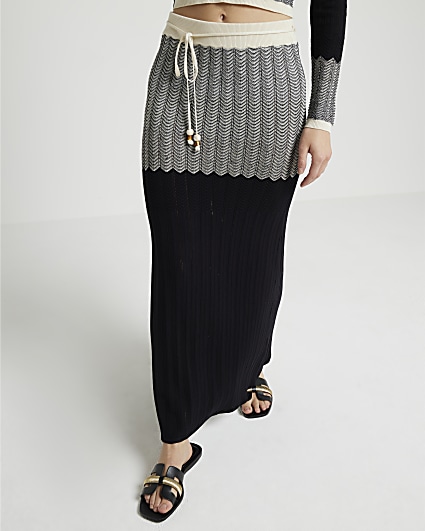 Black Chevron Knit Maxi Skirt
