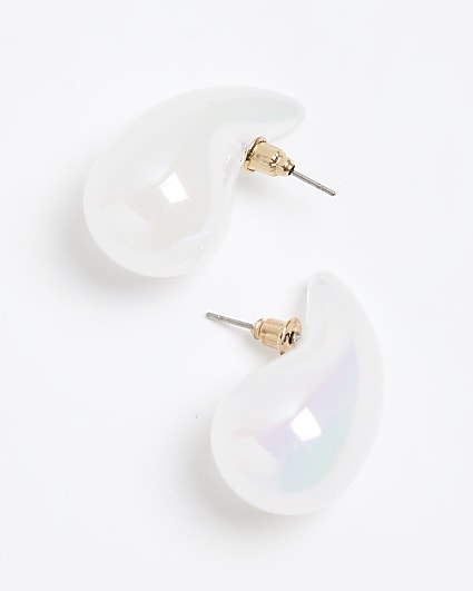 White domed earrings