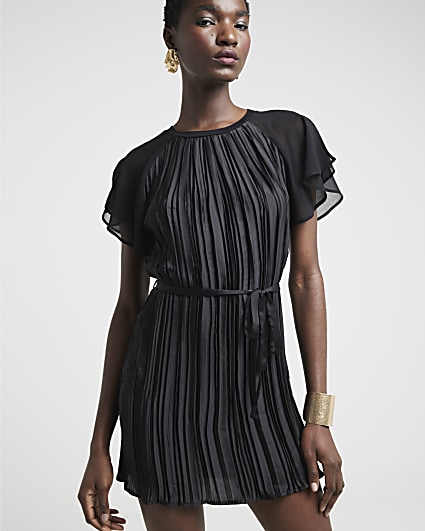 Black fluted sleeves pleated mini dress
