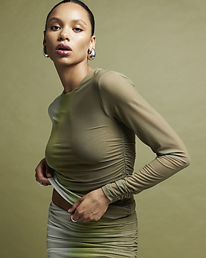 Green mesh ombre ruched long sleeve top