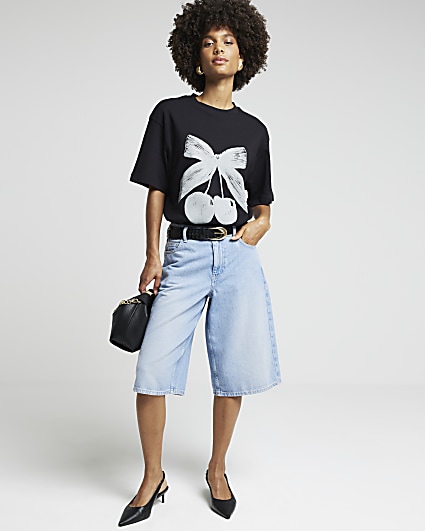 Black cherry graphic oversized t-shirt