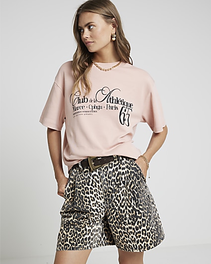 Pink oversized fit graphic t-shirt