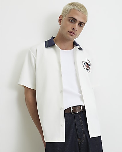 Cream Regular Fit Embroidered Flower Shirt