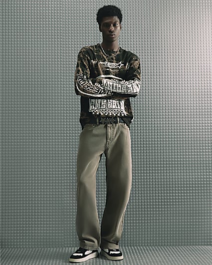 Stone Loose Fit Jeans
