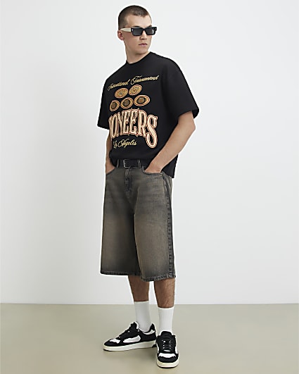 Black Cotton Pioneers Badge T-Shirt
