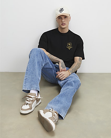 Black Oversized Fit Valeur Crest T-Shirt