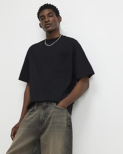 Black Oversized Fit Pocket T-Shirt