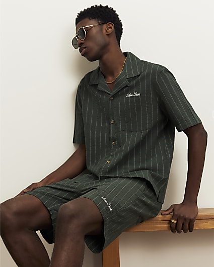 Green Regular Fit Textured Stripe Shirt