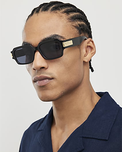 Black Plastic Rectangle Sunglasses