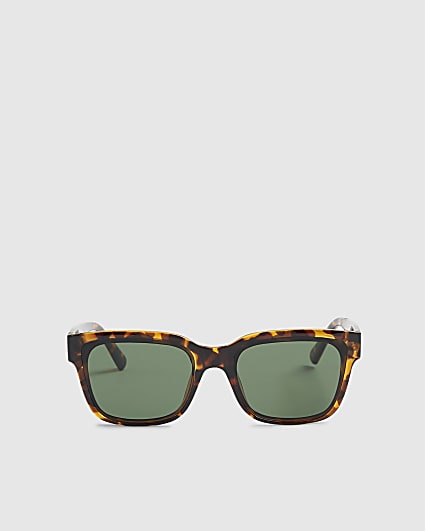 Brown Tortoiseshell Wayfarer Sunglasses