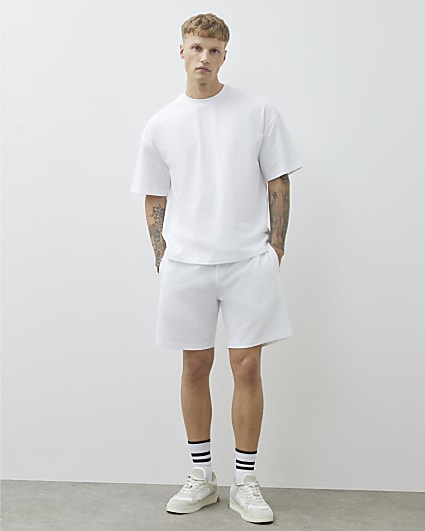 White Oversized Fit T-Shirt And Shorts Set