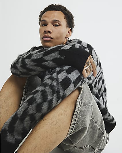 Black Distorted Illusion Jumper