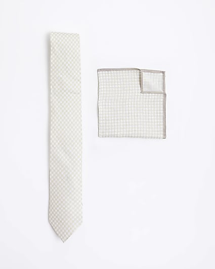 Brown Dogtooth Tie And Handkerchief Set