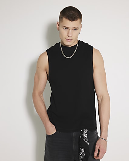 Black Regular Fit Ribbed Tank Top