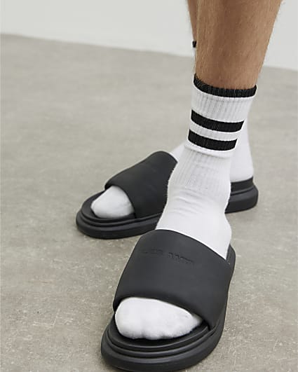 Black Padded Sliders