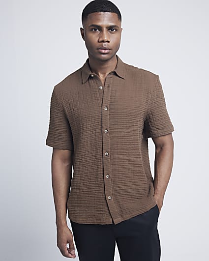 Brown regular fit textured short sleeve shirt