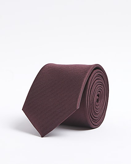 Red herringbone tie