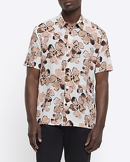 Pink regular fit floral short sleeve shirt