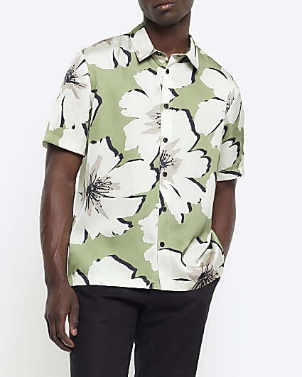 Green regular fit floral short sleeve shirt