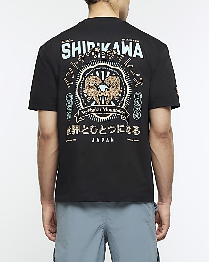 Black regular fit Japanese graphic t-shirt