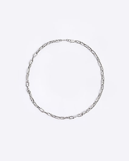 Silver colour oval chain link necklace