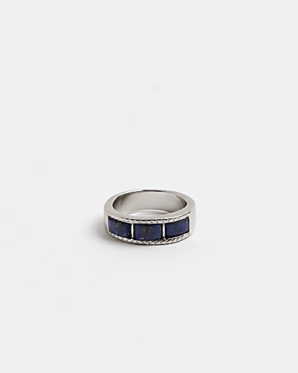 Blue stone detail ring