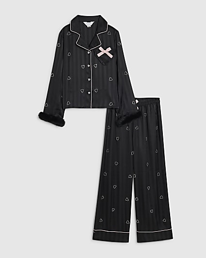 Girls Black Heart Embellished Satin Pyjamas