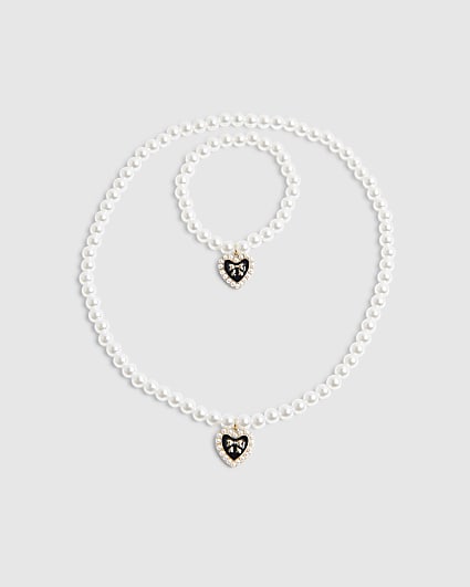 Girls Cream Heart And Pearl Necklace