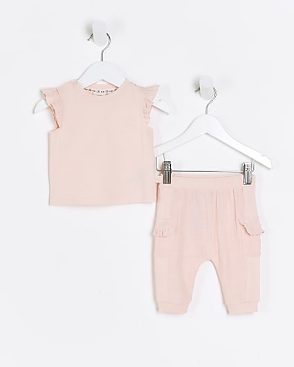 Baby girls pink t-shirt and joggers set