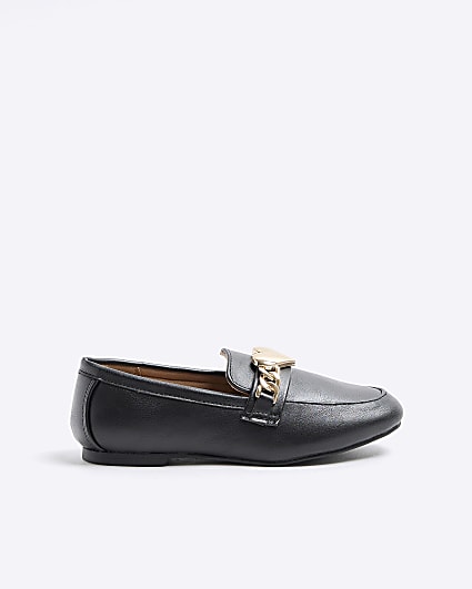 Girls black heart chain loafers