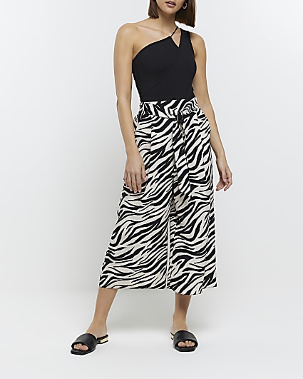 White animal print culottes