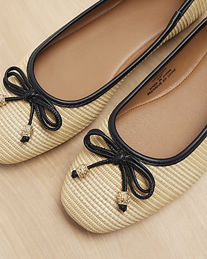 Beige raffia bow ballet pumps