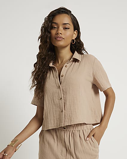 Petite beige textured crop shirt