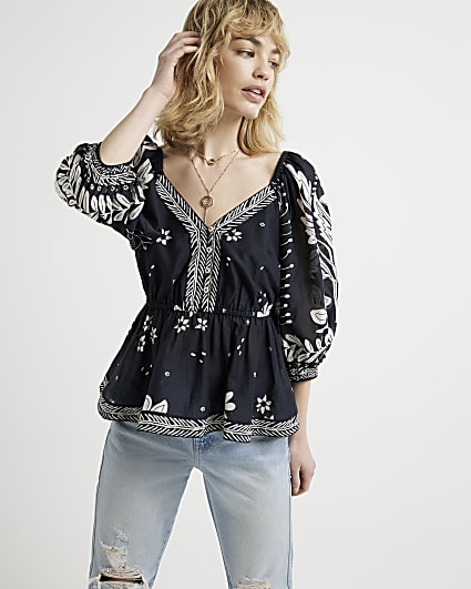 Black floral puff sleeve blouse