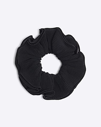 Black Plisse Scrunchie