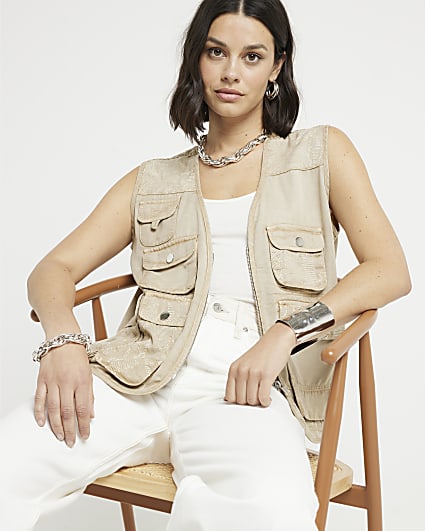 Beige jacquard fisherman gilet