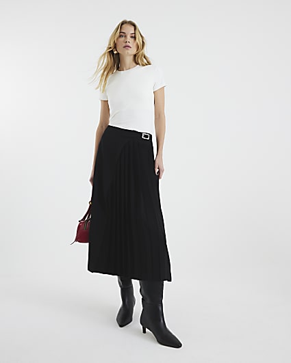 Black Maxi Pleated Skirt