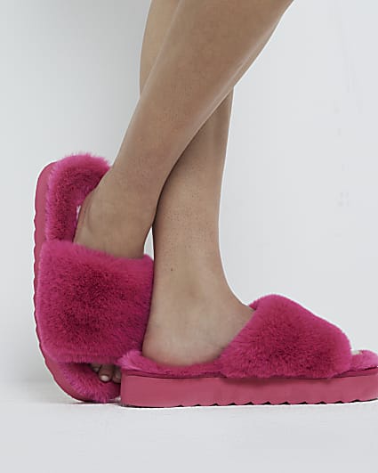 Pink faux fur open toe platform slippers