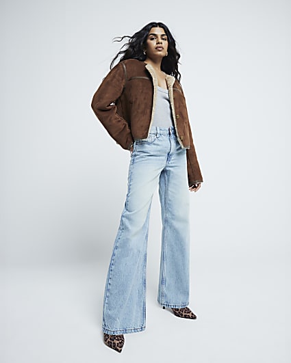 Petite Denim High Rise Relaxed Straight Jeans