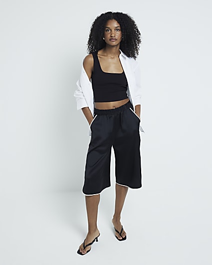 Black Square Neck Cropped Vest Top