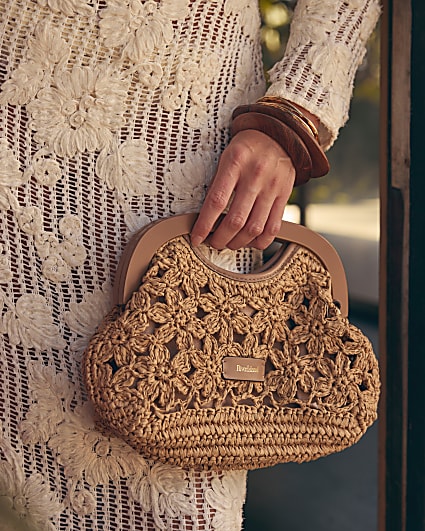 Beige Raffia Flower Clutch Bag