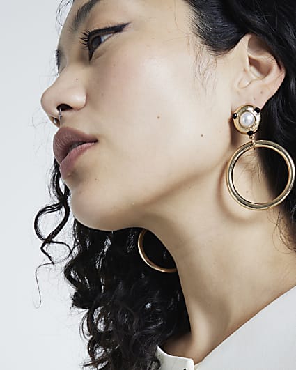 Gold open circle drop earrings